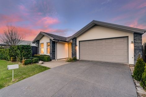 Photo of property in 19 Maka Lane, Halswell, Christchurch, 8025