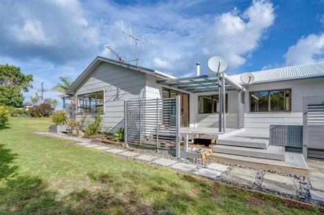 Photo of property in 185 Marsden Point Road, Ruakaka, 0116