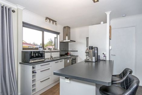 Photo of property in 23a Burnridge Place, Belfast, Christchurch, 8051