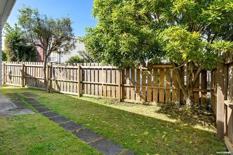 Photo of property in 1/472 East Coast Road, Windsor Park, Auckland, 0630