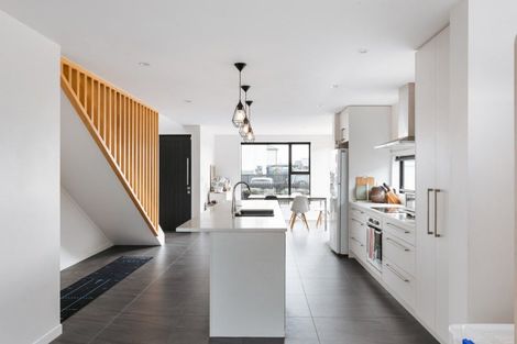 Photo of property in 21 Te Paea Crescent, Papamoa Beach, Papamoa, 3118