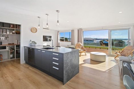 Photo of property in 172 Torkar Road, Clarks Beach, 2122