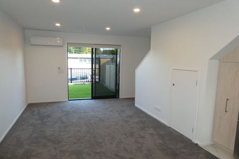Photo of property in 4/172 Don Buck Road, Massey, Auckland, 0614
