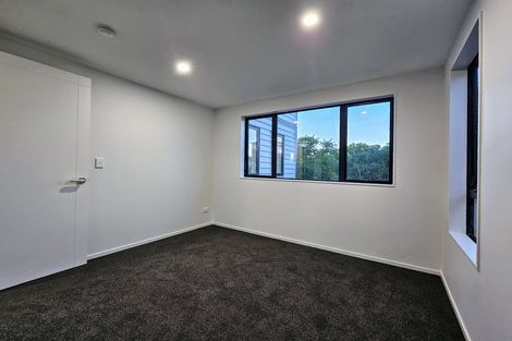 Photo of property in 8 Lewis Road, Pakuranga, Auckland, 2010