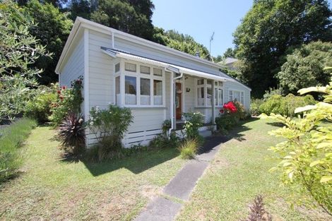 Photo of property in 10 Coote Road, Bluff Hill, Napier, 4110