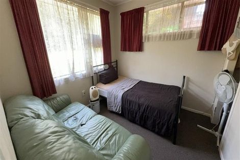 Photo of property in 1/18 Cypress Place, Sunnynook, Auckland, 0620