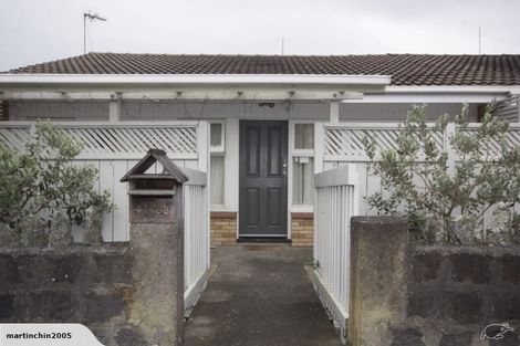 Photo of property in 4/188 Captain Springs Road, Onehunga, Auckland, 1061