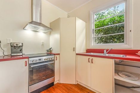 Photo of property in 74 Locking Street, Nelson South, Nelson, 7010