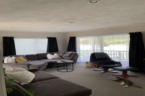 Photo of property in 2/14 Finchley Road, Torbay, Auckland, 0630