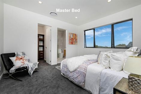 Photo of property in 19 Tautoru Avenue, Orewa, 0931