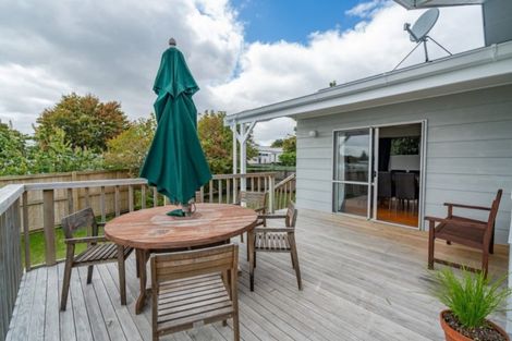 Photo of property in 93 Richmond Avenue, Richmond Heights, Taupo, 3330