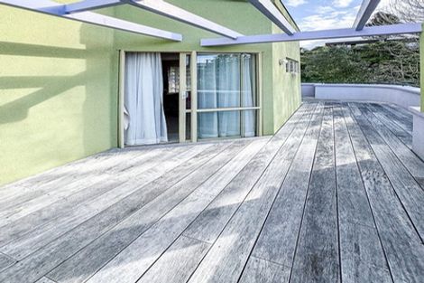 Photo of property in 2/3 Oban Road, Browns Bay, Auckland, 0630