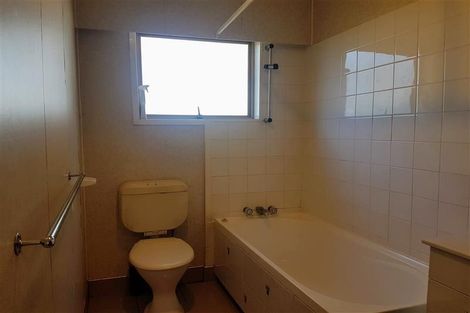 Photo of property in 582 Weymouth Road, Weymouth, Auckland, 2103