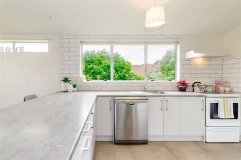 Photo of property in 15 Anaru Street, Raumati Beach, Paraparaumu, 5032