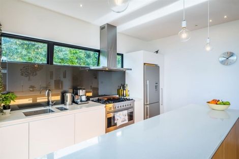 Photo of property in 6 Westwell Road, Belmont, Auckland, 0622