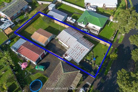 Photo of property in 21 Convair Crescent, Mangere, Auckland, 2022