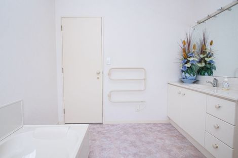 Photo of property in 9 Ben Lomond Place, Nawton, Hamilton, 3200