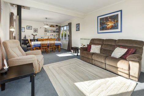 Photo of property in 93 Bell Street, Tawa, Wellington, 5028