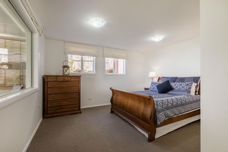 Photo of property in 32 Arama Avenue, Titirangi, Auckland, 0604