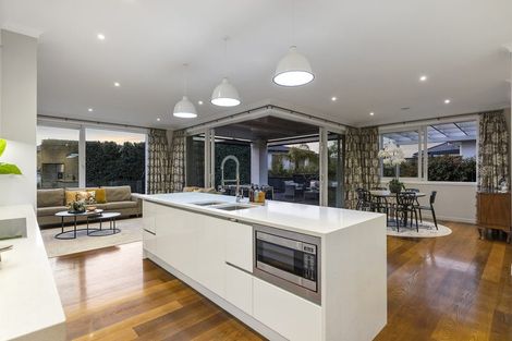 Photo of property in 8 Verley Rise, East Tamaki Heights, Auckland, 2016