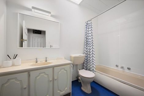 Photo of property in 11 Masons Avenue, Hamilton East, Hamilton, 3216