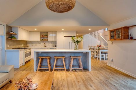 Photo of property in 43 Dryden Street, Sumner, Christchurch, 8081