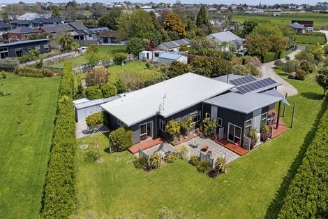 Photo of property in 10 Arthur Street, Hawera, 4674