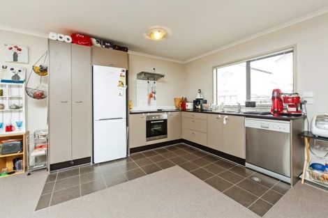 Photo of property in St Claire Village, 9/172 Mcleod Road, Te Atatu South, Auckland, 0610