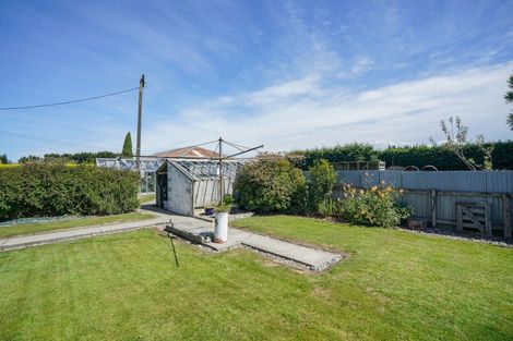 Photo of property in 1048 Lochiel-branxholme Road, Branxholme, Invercargill, 9874
