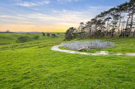 Photo of property in 122 Evans Road, Papamoa Beach, Papamoa, 3118