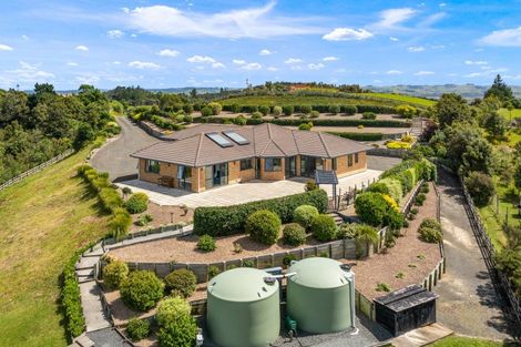 Photo of property in 144 West Road, Kaukapakapa, 0873