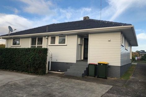 Photo of property in 44 Gossamer Drive, Pakuranga Heights, Auckland, 2010