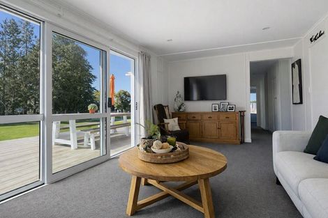 Photo of property in 63b Phillips Street, Tikokino, 4273