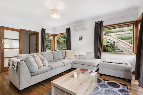 Photo of property in 21 Zetland Street, Highbury, Wellington, 6012