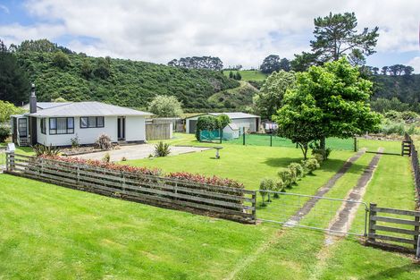 Photo of property in 30 Bridge Street, Eketahuna, 4900