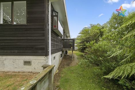 Photo of property in 3/12 Raukawa Street, Stokes Valley, Lower Hutt, 5019