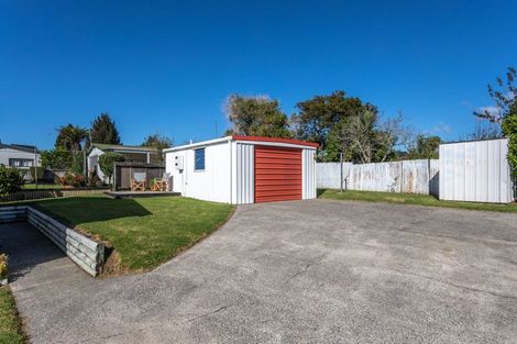 Photo of property in 11 Kauri Place, Tairua, 3508