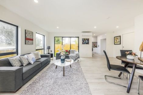 Photo of property in 141a Russell Road, Manurewa, Auckland, 2102