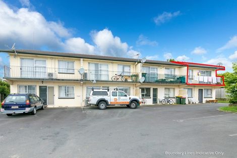 Photo of property in 8/4 Wha Street, Frankton, Hamilton, 3204