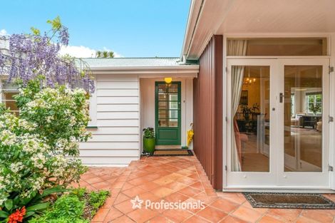 Photo of property in 8 Willoughby Street, Woburn, Lower Hutt, 5010