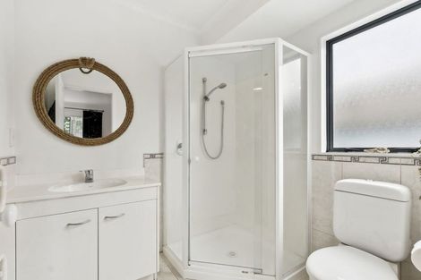 Photo of property in 23 Delmont Close, East Tamaki Heights, Auckland, 2016