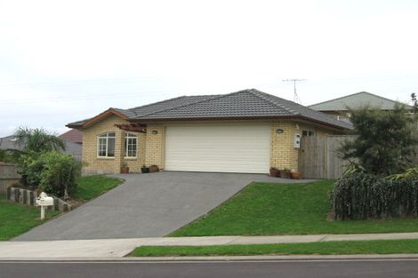 Photo of property in 4 Richfield Crescent, Westgate, Auckland, 0614