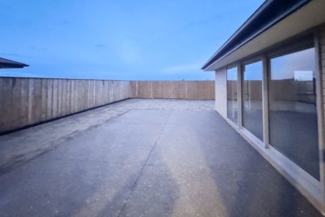 Photo of property in 67 Mehrtens Crescent, Woodend, 7691