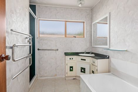 Photo of property in 55 Riverside Road, Orewa, 0931