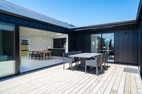 Photo of property in 14 Harakeke Drive, Wharewaka, Taupo, 3330