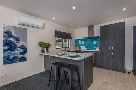 Photo of property in 9 Waterview Place, Haruru, 0204