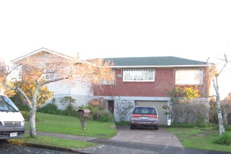 Photo of property in 1 Patricia Place, Hillpark, Auckland, 2102
