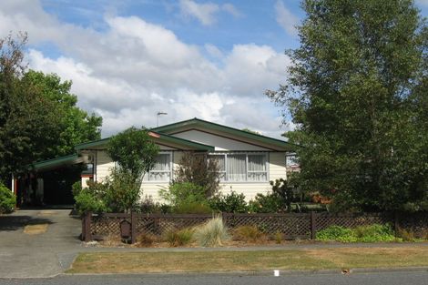 Photo of property in 137 California Drive, Totara Park, Upper Hutt, 5018