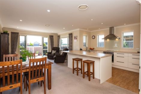 Photo of property in 48 Brockelbank Drive, Kaiapoi, 7630