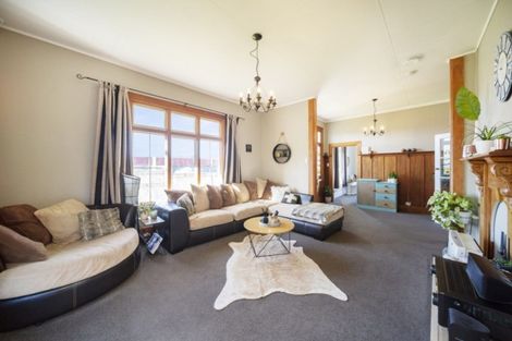 Photo of property in 60 Crownhill Street, Spotswood, New Plymouth, 4310
